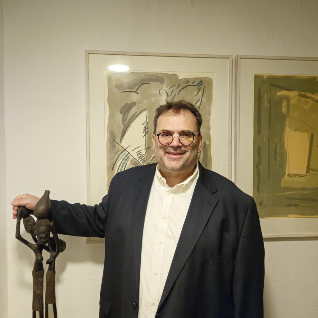 roman-simeunovic-portrait